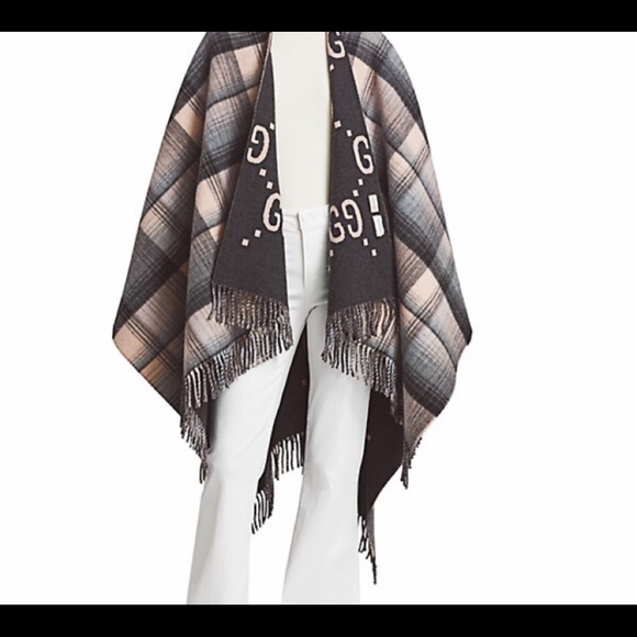 Gucci Black and Pink GG Cape - Picture 8 of 16